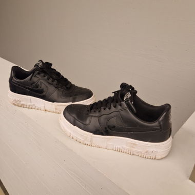 Air force one baskett