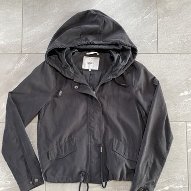 ONLY Kapuzenjacke Schwarz Gr. S