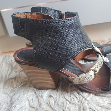 Neu mit Etikett Red Boxx Schuhe 38 Sommer Absatz
