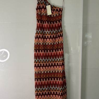 Buntes One-Shoulder Kleid