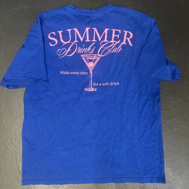 Blaues Grafik-T-Shirt