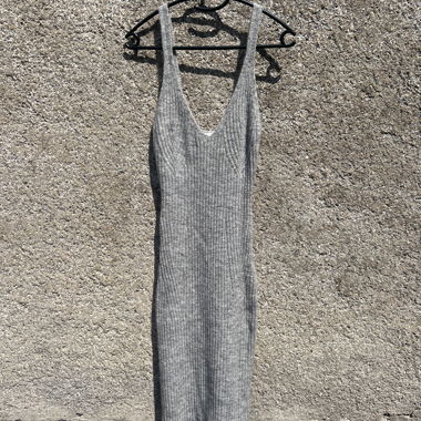Robe longue grise 