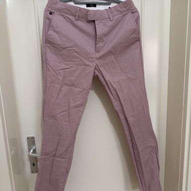 Pantaloni Superdry