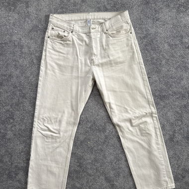 Crèmefarbenes Jeans mit geradem Schnitt, Weekday, 21/30