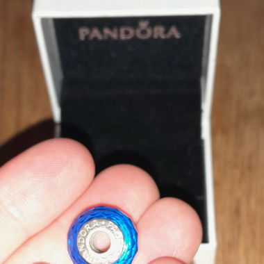Pandora Charm blau