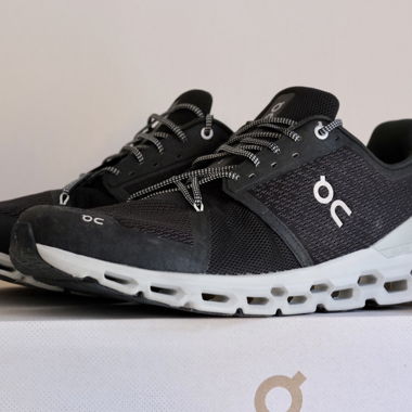 On Running Cloudstratus - Gr. 46