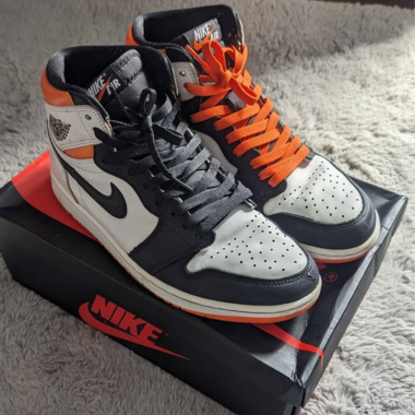 Nike air Jordan 1 OG "Electro Orange"