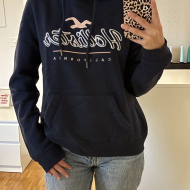 Sweat à capuche bleu marine
