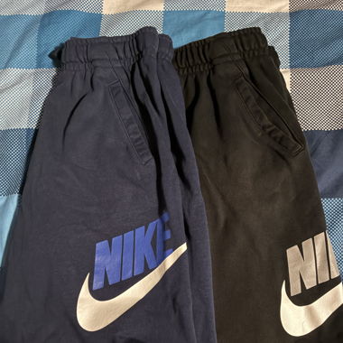 2x Nike Shorts