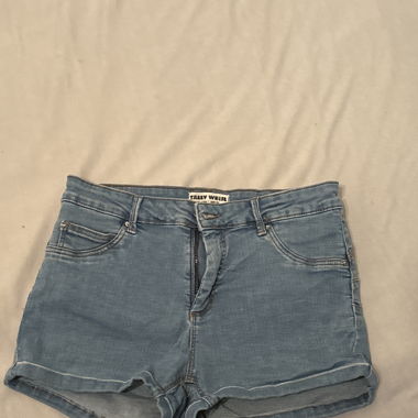 kurze Jeans