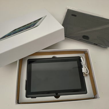 Android Tablet with Case