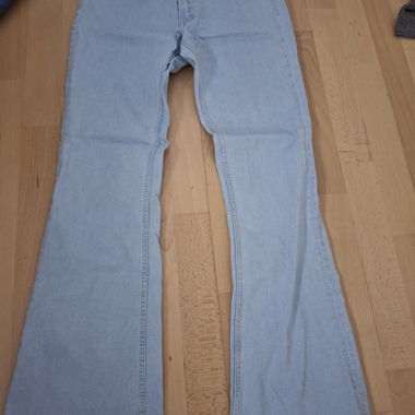 Jeans svasato H&M per bambino taglia EUR 158