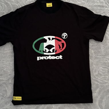 T-shirt Protect nero italiano