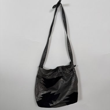 Borsa a tracolla in pelle nera vintage