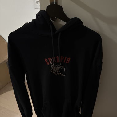 Yourturn Scorpio Pullover