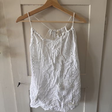 Top bianco con spalline di Mino Du Sud