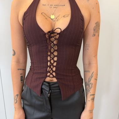 Top a collo halter bordeaux con lacci