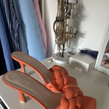 Orangenes Kätzchen