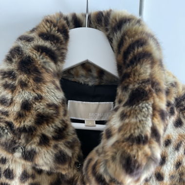 Faux fur coat leo