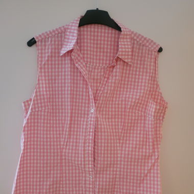 Blusa senza maniche a quadri rosa