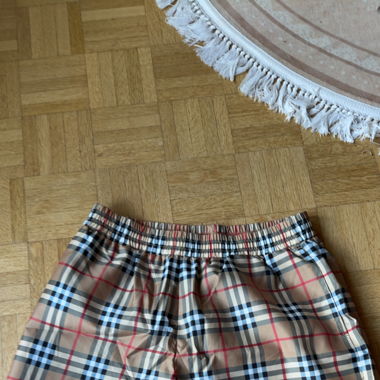 Burrbery shorts