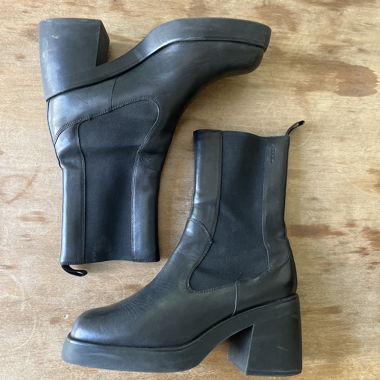 Schwarze Leder Stiefeletten von Vagabond