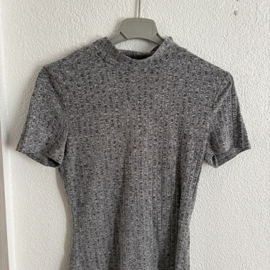 Ribbed T-shirt
