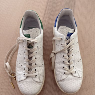 White Adidas Stan Smith Sneakers