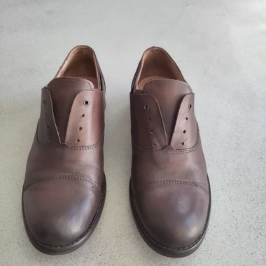 Chaussures en cuir Via Maestra marron taille 39
