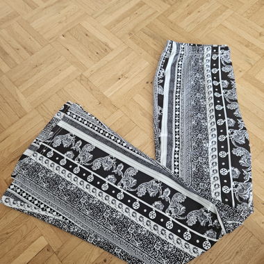 Schlaghose Stoff