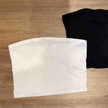 Zwei Tube-Tops