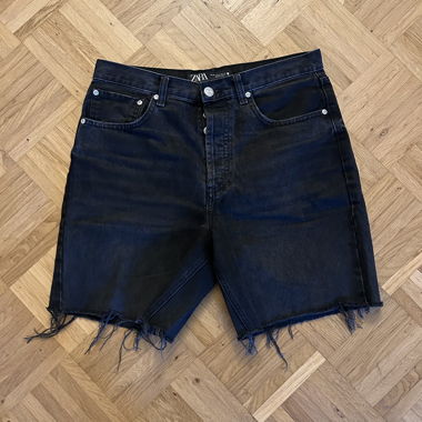 Corte in denim Zara nere