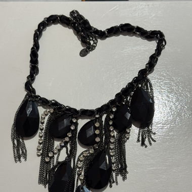 Collier noir 