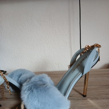 Talon bleu ciel 