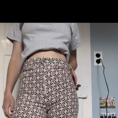 schöne luftige stoffhose