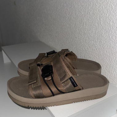 Hijack Sandals / Slides