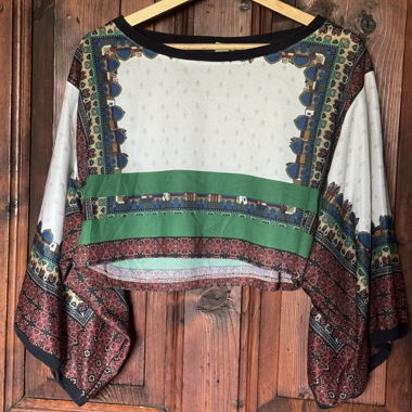 Crop top imprimé à manches longues