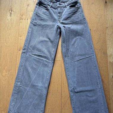 Jeans gris Lindex taille UE 36