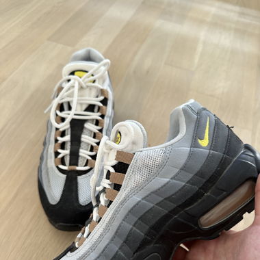 Nike Air Max 95 Icons Yellow Strike EU 40
