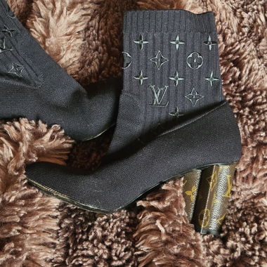 Stivaletti alla caviglia stile calza Louis Vuitton neri EU 39