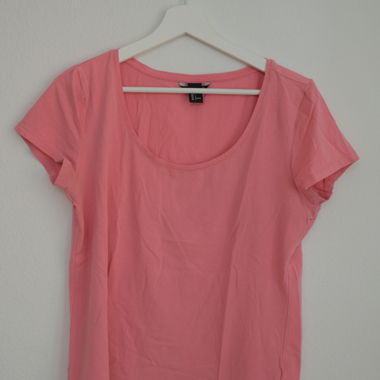 Pink T-Shirt Size L