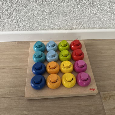 Jeu d'encastrement en bois HABA