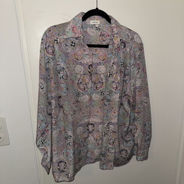 Blusa maniche lunghe colorata a motivo