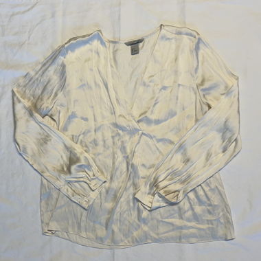Cremefarbene Seidenbluse