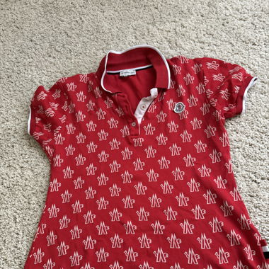 Moncler T-shirt