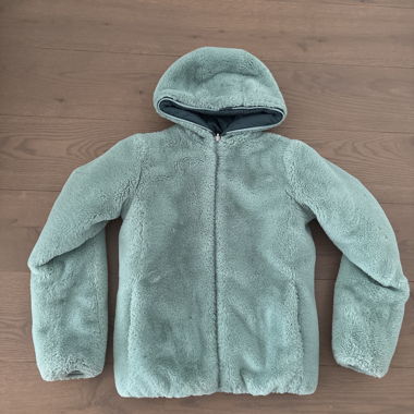 Giacca con cappuccio doppia faccia in pile e imbottita per bambini