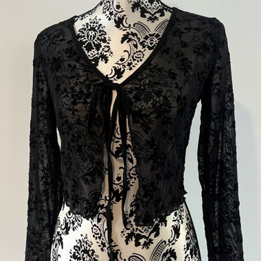 Schwarze Spitzen-Bolerojacke