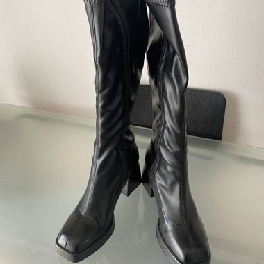 Superbes bottes cuir véritable 38