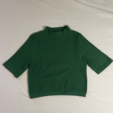 Top verde Stradivarius