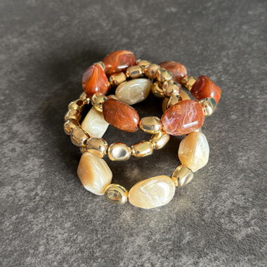 Bracciali con perle dorate